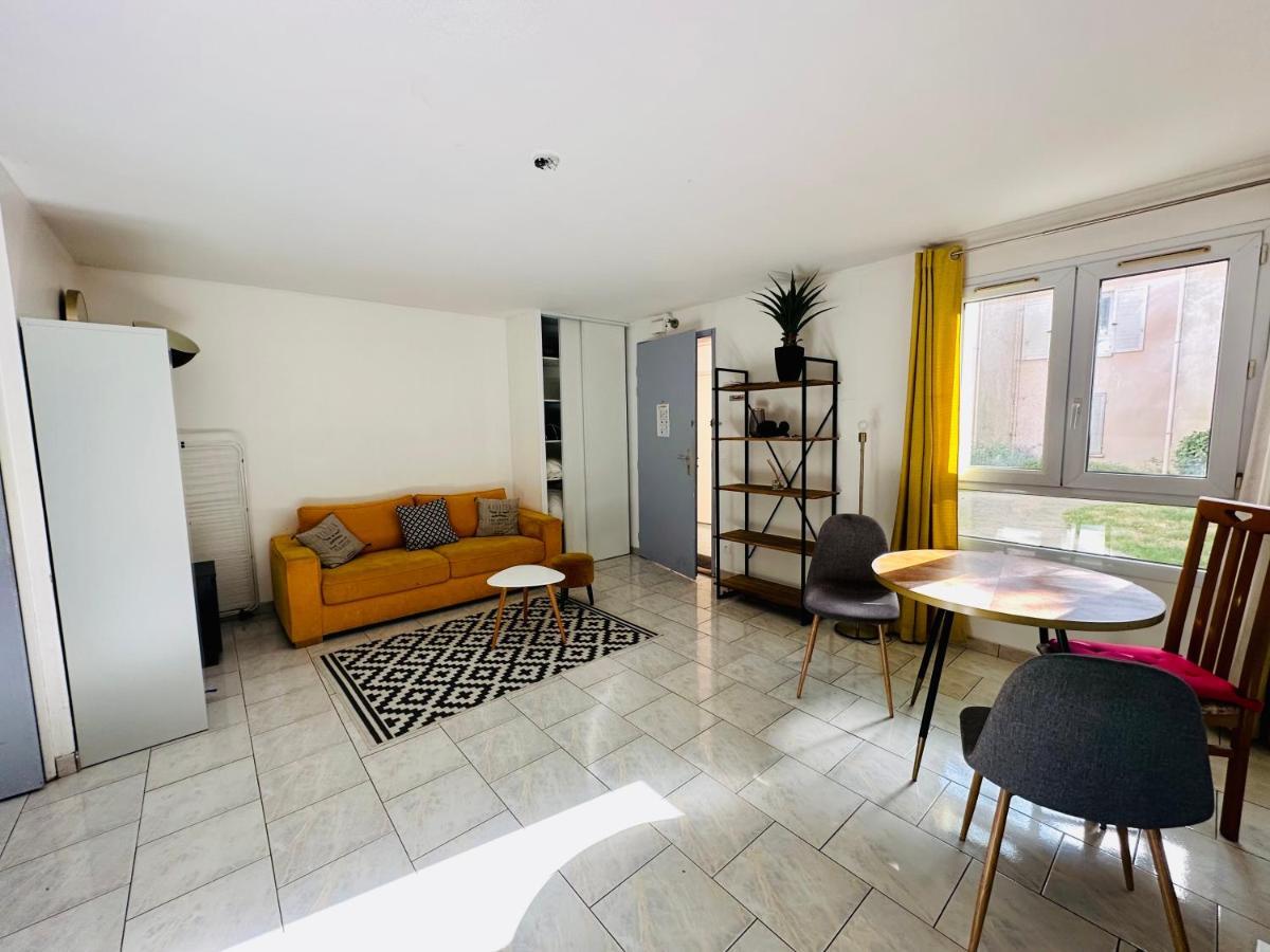 Appartement Eco 6 Personnes Magny-le-Hongre Luaran gambar