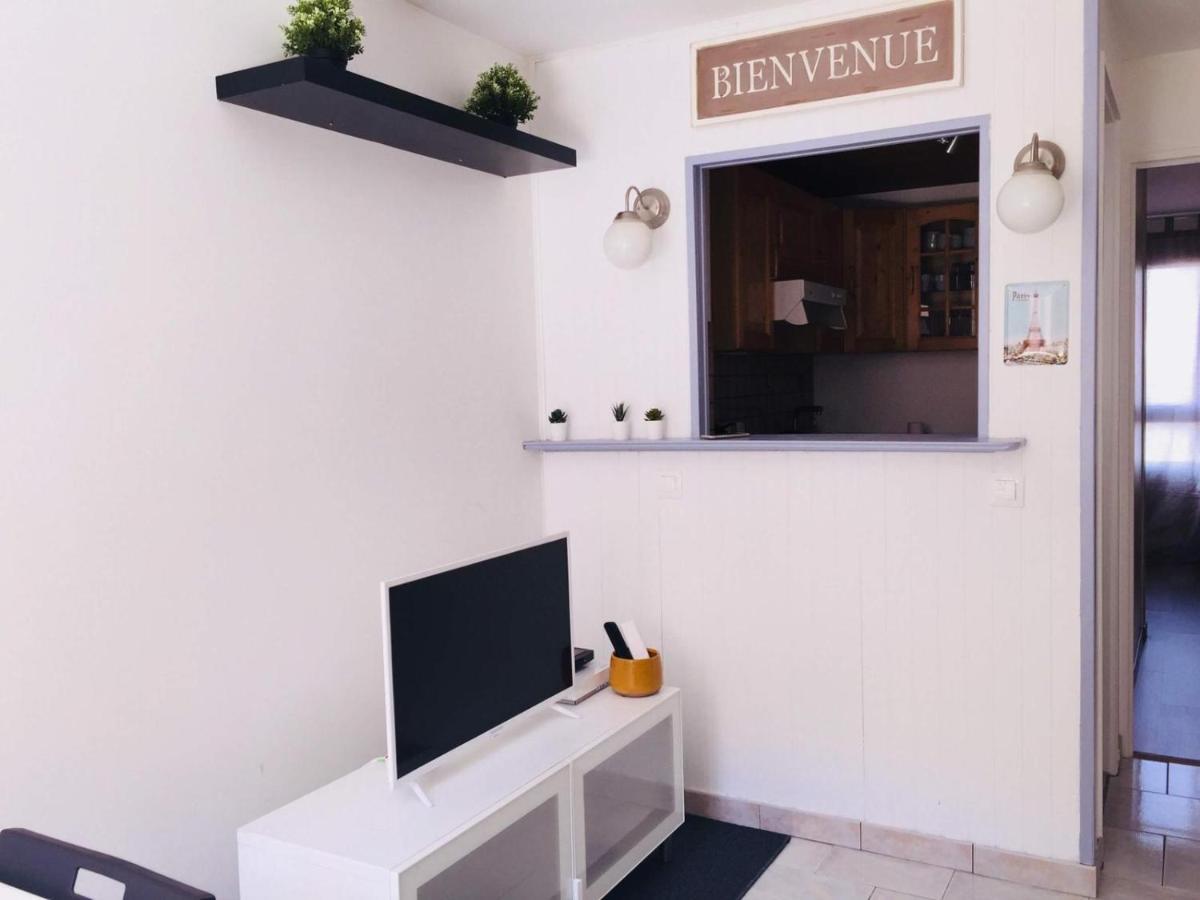 Appartement Eco 6 Personnes Magny-le-Hongre Luaran gambar